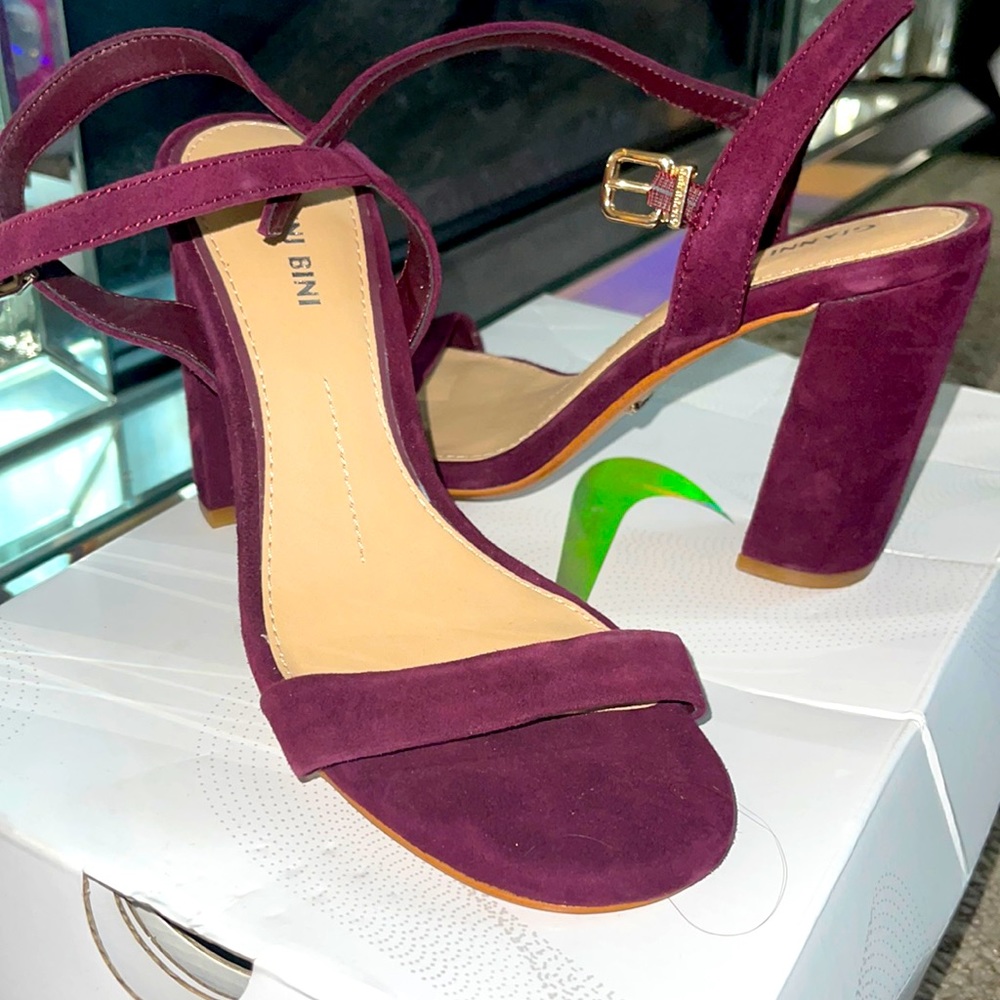 Gianni Bini Suede Heels
